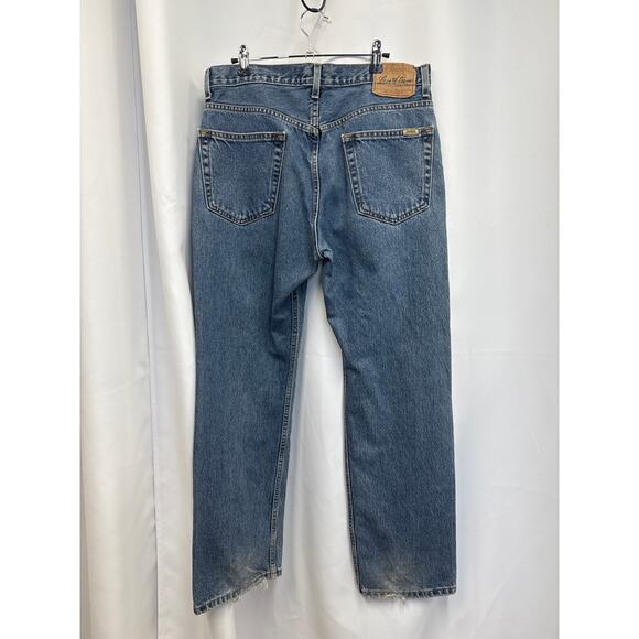 Levi’s pants regular fit size 34/30
Rise-12
Waist-16
Inseam-30 - Picture 3 of 6